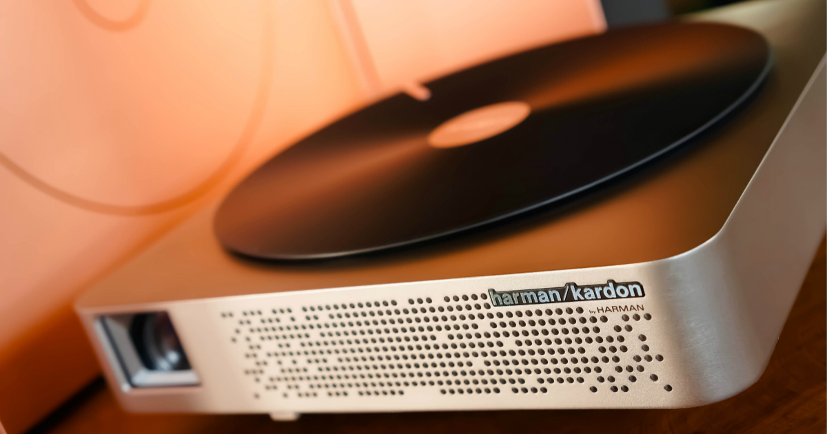 Z4 Aurora: The Entertainment Center of The Future by XGIMI Tech