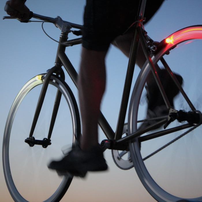 Magnic Microlights: Contactless dynamo bike lights by Dirk Strothmann ...