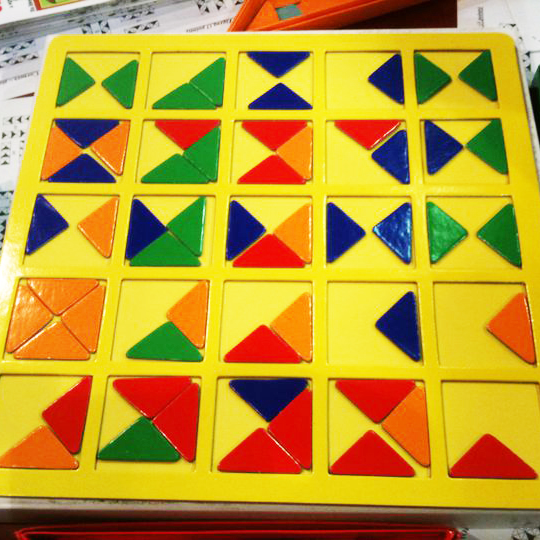 CHALLENGE 21 - Multi-awarded board game into app by Leonardo Yu - Indiegogo