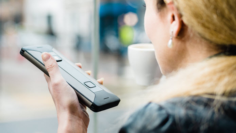 Cosmo Communicator by Planet Computers - Indiegogo