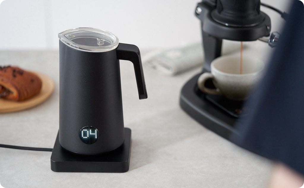 NanoFoamer PRO - An Automatic Microfoam Maker. by Subminimal