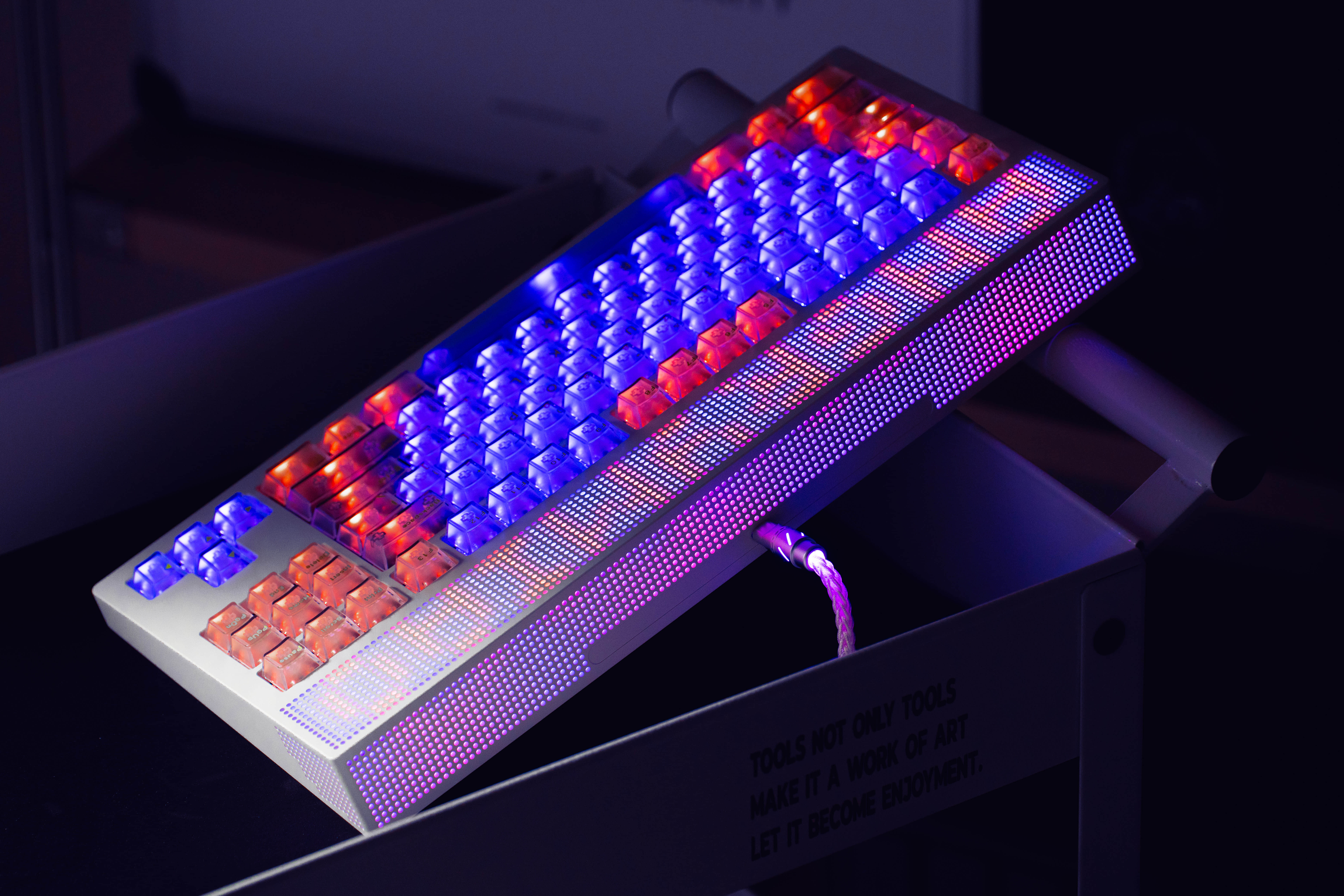 AM Neon 80 the 'RGB King' of keyboards by Angry Miao - Indiegogo