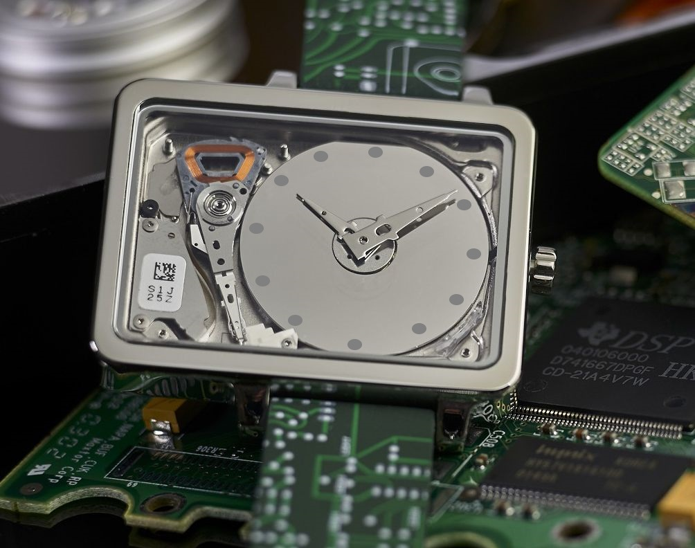 HDDWatches. The geek watch made out from a HDD by Jean Jerome - Indiegogo