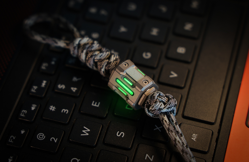 TiSpinx: Titanium Pendant That Redefines EDC by TIGO Team - Indiegogo