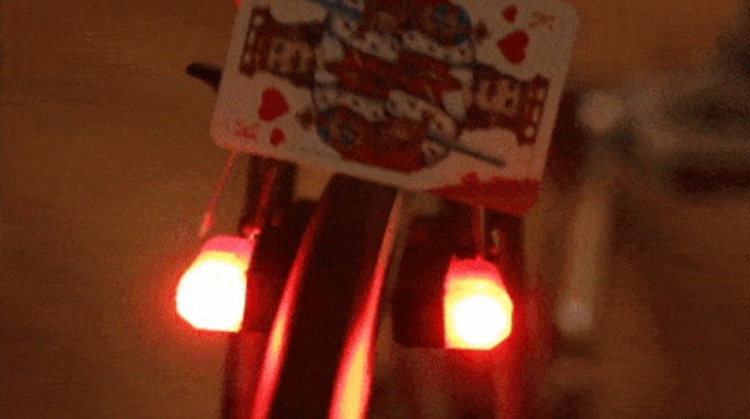 Magnic Microlights: Contactless dynamo bike lights by Dirk Strothmann ...