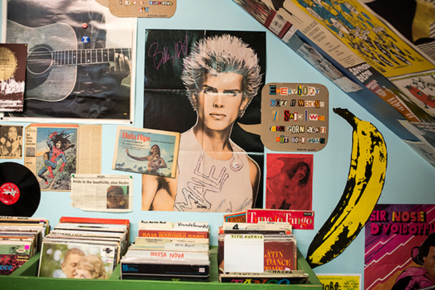 RECORD STORES - The photobook about record stores by Bernd