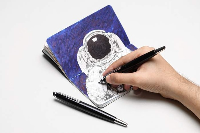 Phantom : Retractable Fountain Pen from Endless by Endless Design