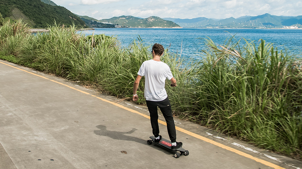 Teamgee - UltraThin and Lightweight Electric Board by TeamGee